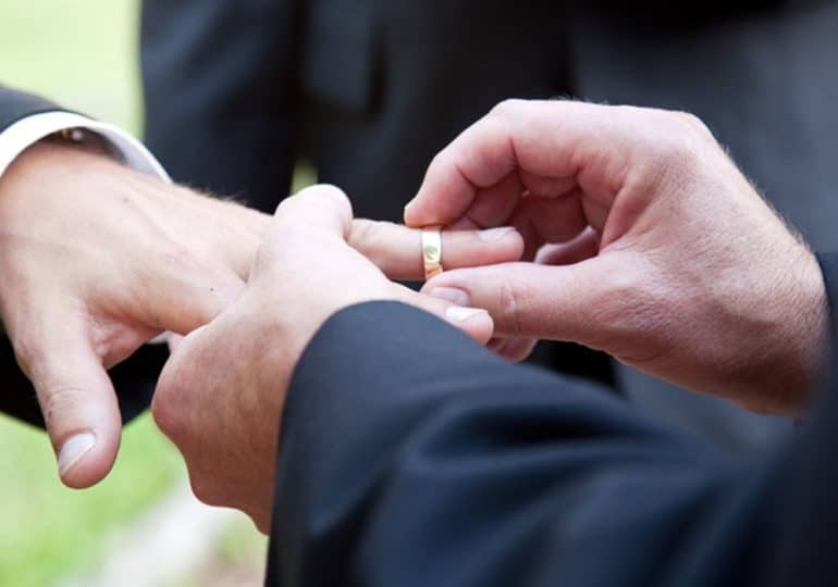 En Suisse, le « mariage pour tou.te.s » entrera en vigueur le 1er juillet 2022