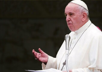« La criminalisation de l’homosexualité est un problème que l’on ne doit pas laisser passer », le Pape François
