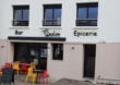 Victime d’homophobie, un couple ferme son bar-épicerie, le seul commerce du bourg rural de Plougar, dans le Finistère