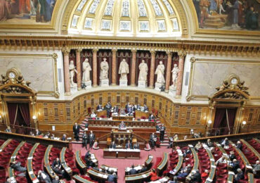 France : une proposition de loi à l'étude au Sénat pour indemniser les personnes condamnées pour homosexualité entre 1942 et 1982