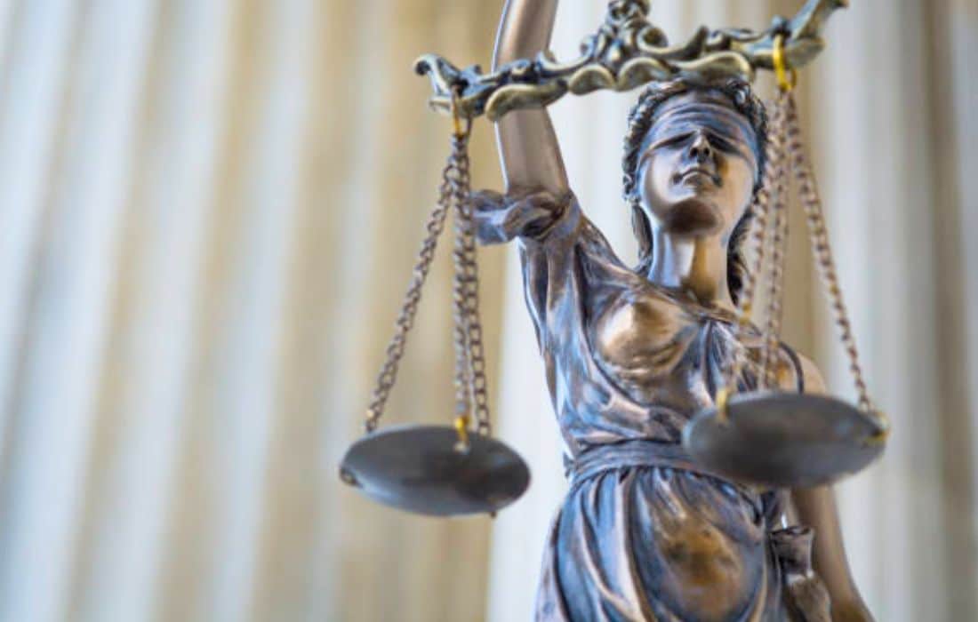 Huit ans de prison pour des guets-apens homophobes à Paris