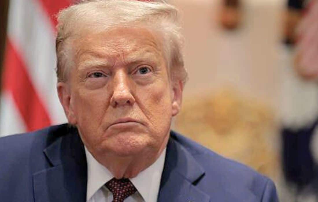 Douze États américains poursuivent l’administration Trump pour discrimination contre les personnes trans et intersexes