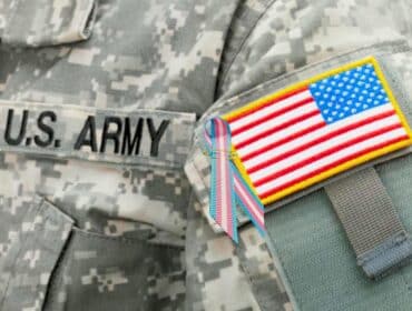 États-Unis : des militaires trans demandent une action collective contre leur exclusion de l’armée