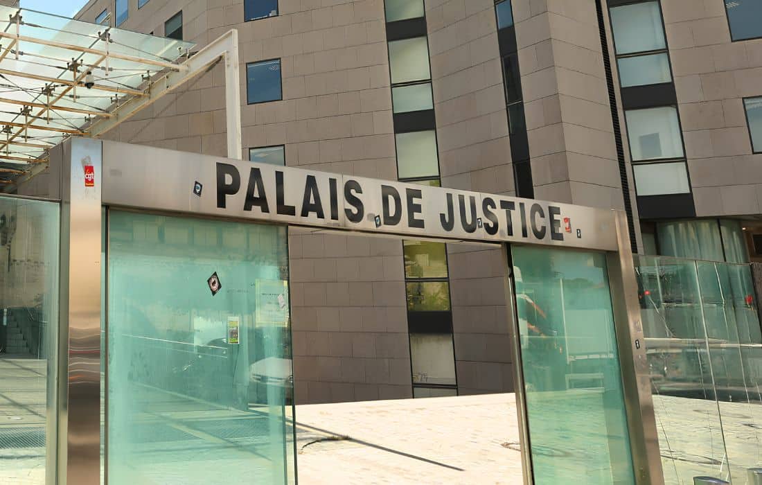 Guet-apens homophobe : plusieurs accusés jugés pour meurtre en bande organisée à Avignon